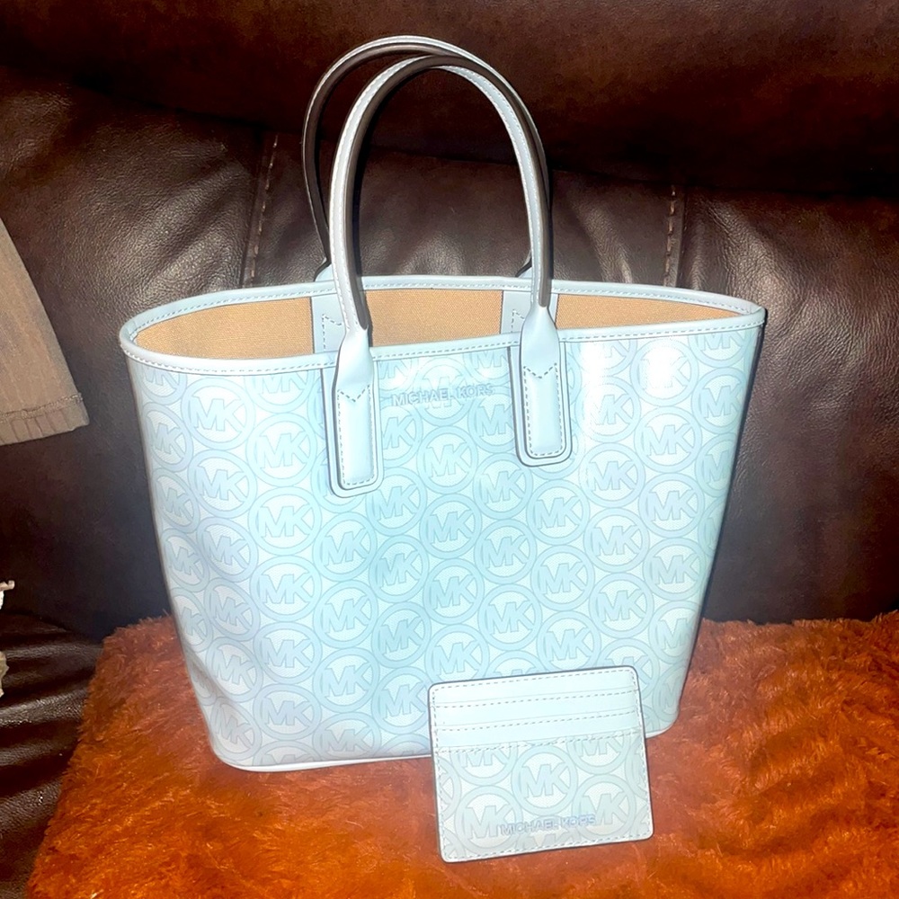 Michael kors purse and card wallet